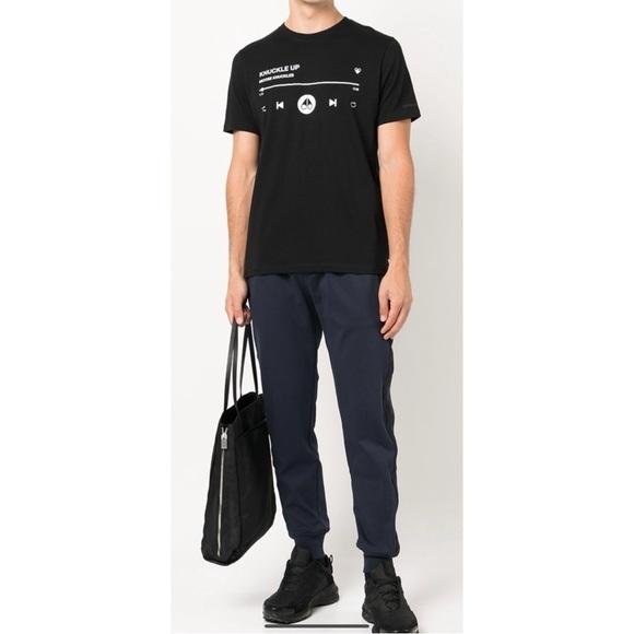 Moose Knuckles Frederick Men’s Logo graphic-print Cotton T-shirt size X-Large - Picture 2 of 8